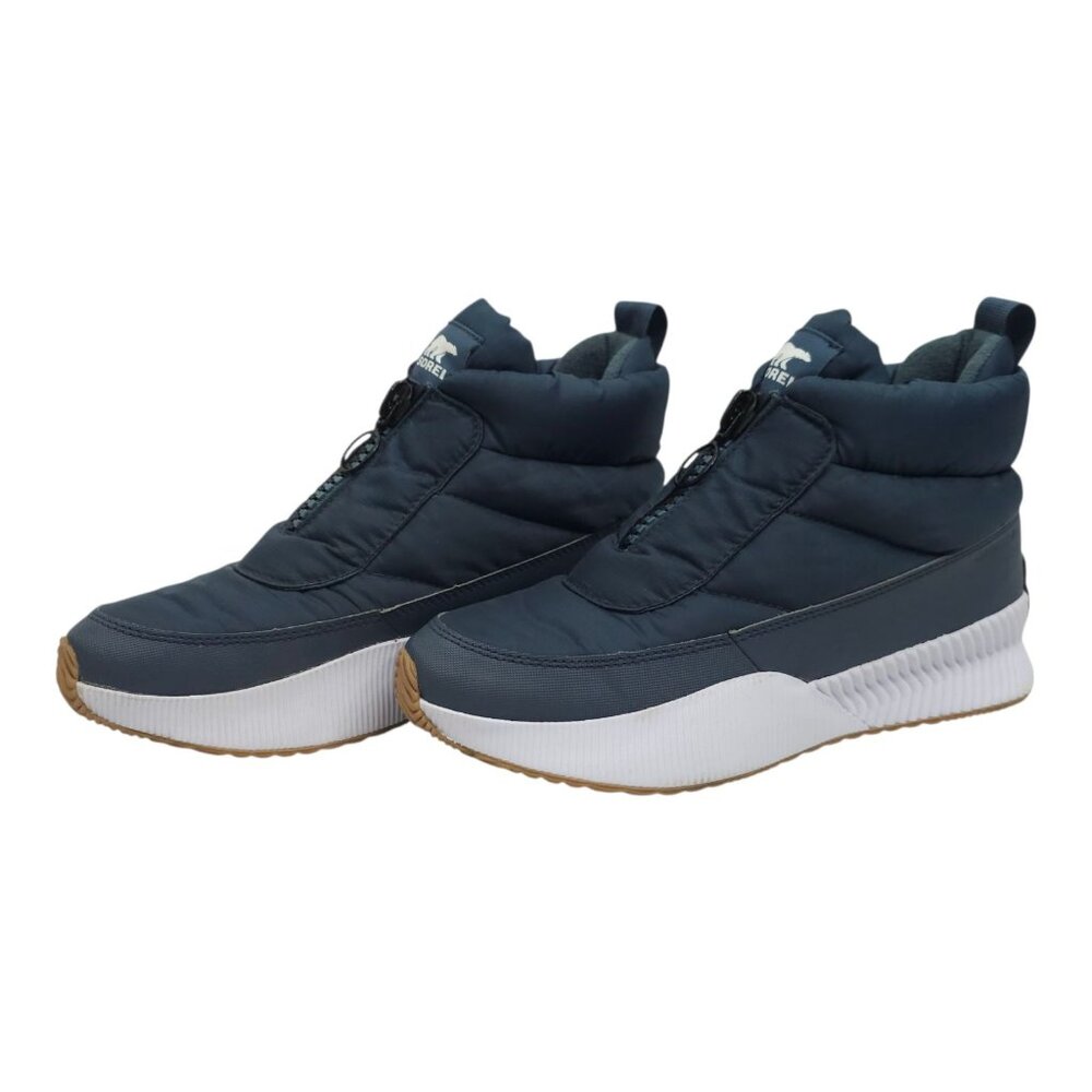 Sorel Navy and White Ankle Booties
